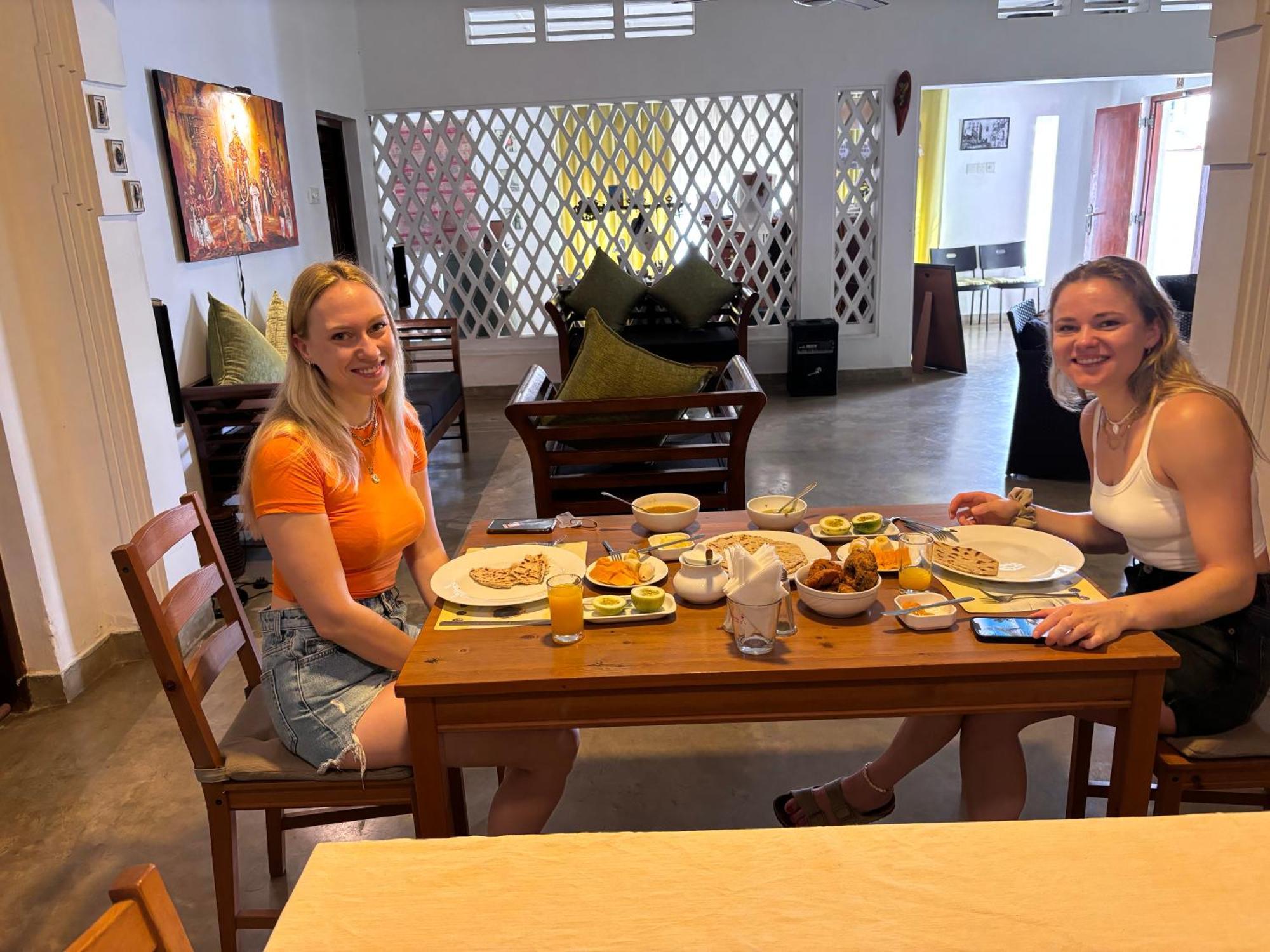 Dions Guest House Negombo Ngoại thất bức ảnh